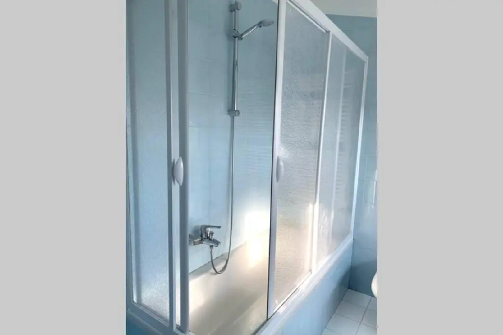 Charming studio next to Fiera with Terrace and parking