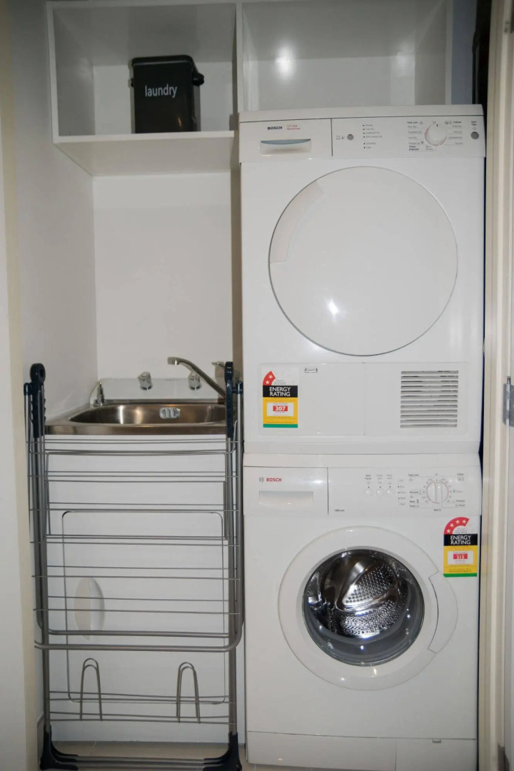 Seaview Waterfront Apartments