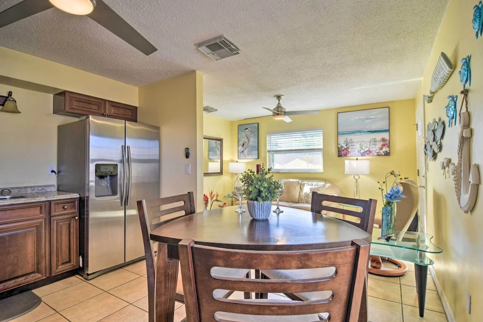 Comfy Dunedin Escape: 1 Block to Main Street!