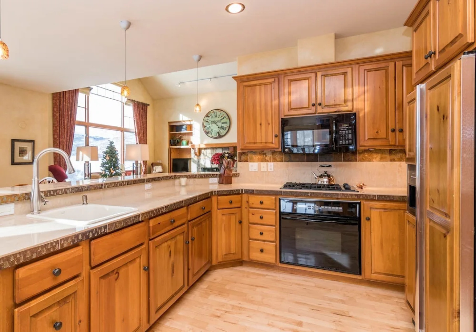 1054 Gold Dust Dr Edwards Home by RedAwning