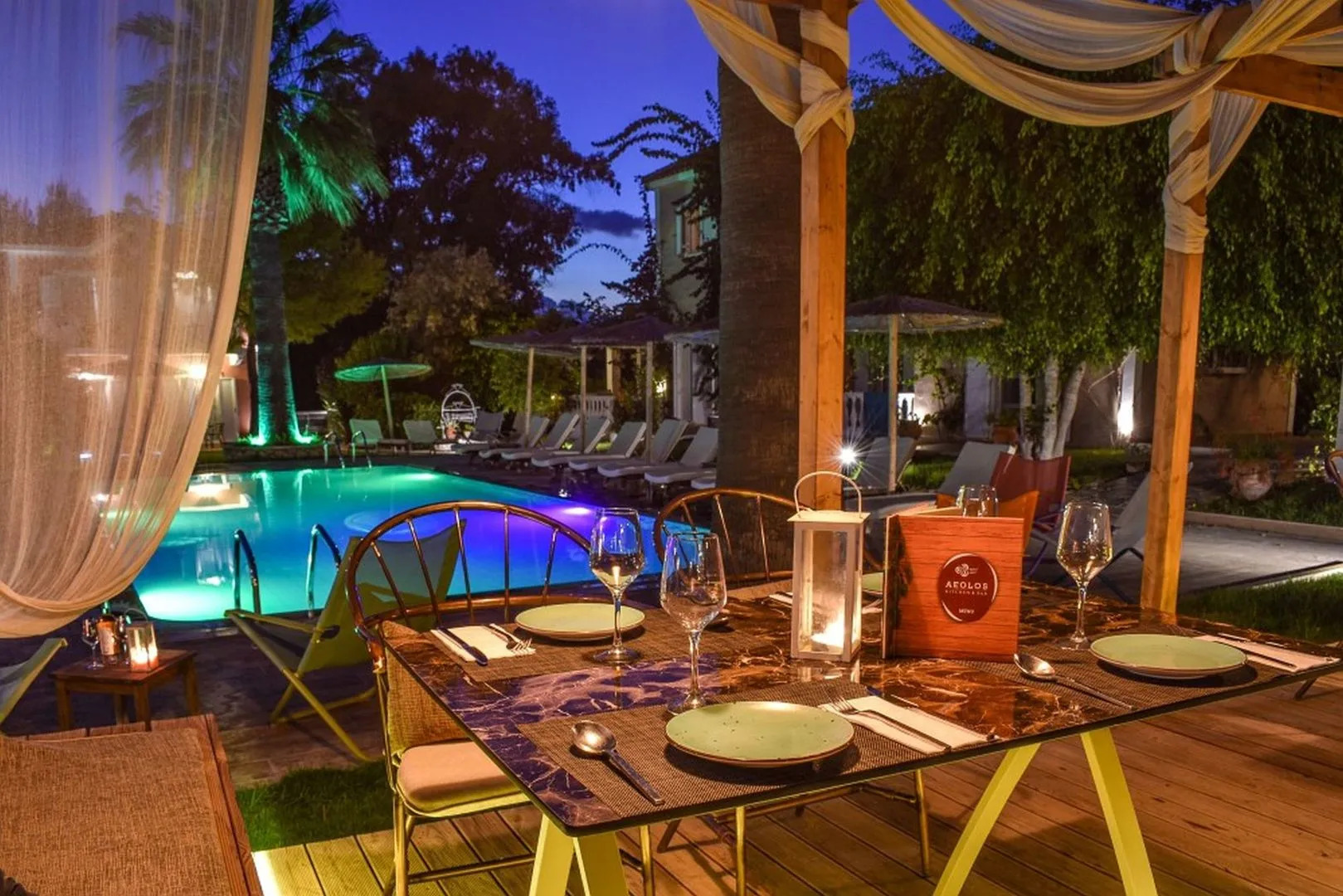 Aeolos Boutique Resort and Suites