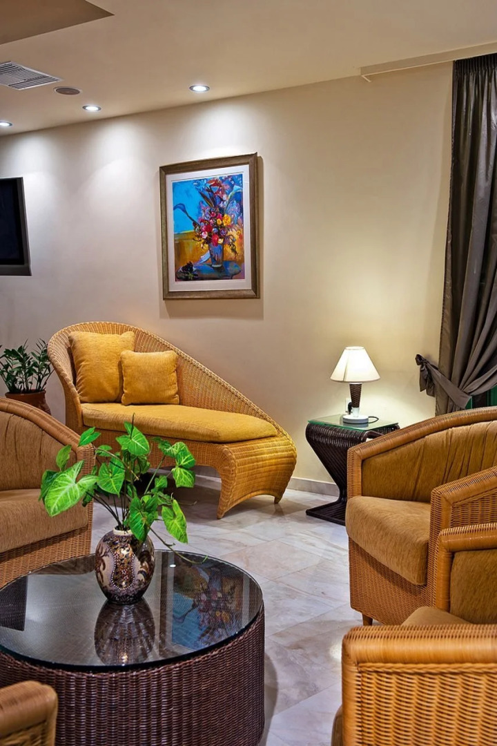 Giannoulis – Grand Bay Beach Resort - Adults Only