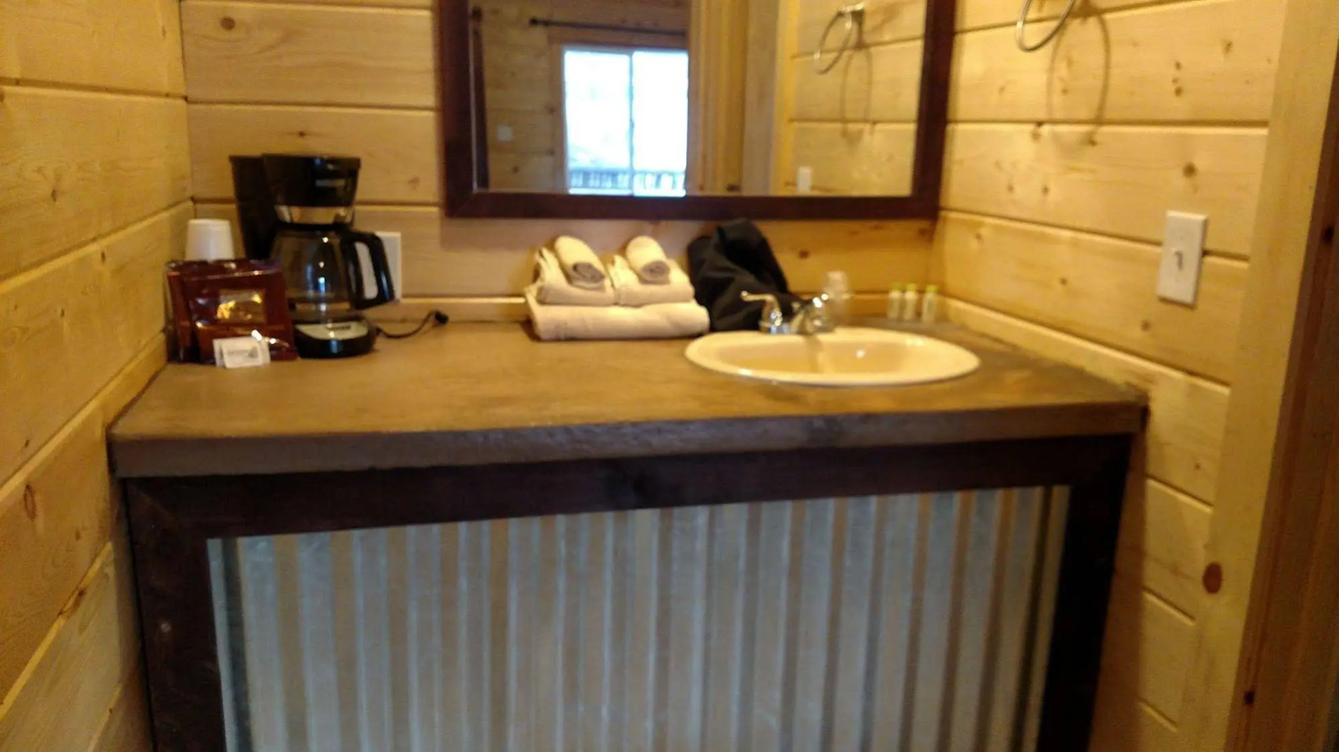 Bryce Valley Lodging