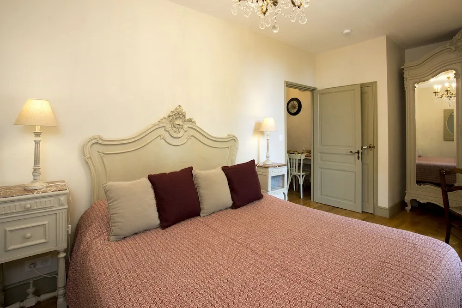 Les Hauts de Condom Appartements Climatisés Venez respirez l'air Gersois Vive le Slowtourisme