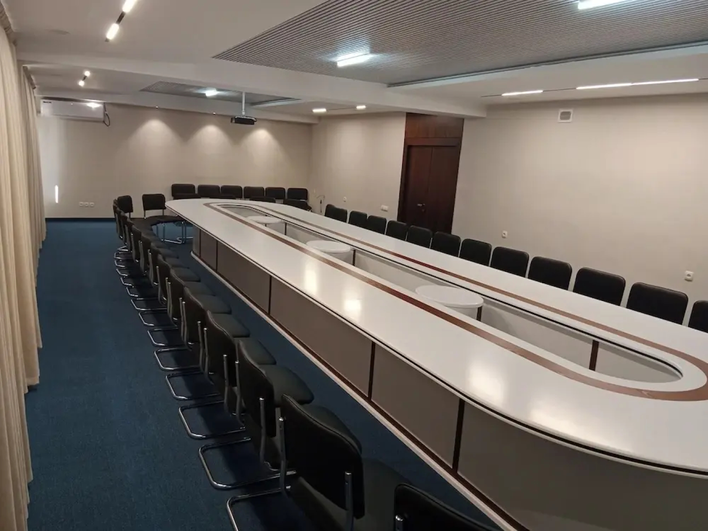 Ziyorat Luxury Hotel