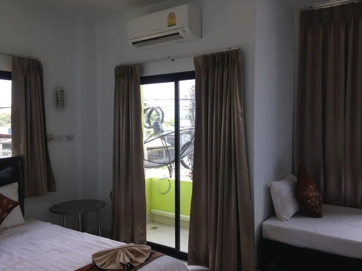 Smile Home Bed & Breakfast Trang