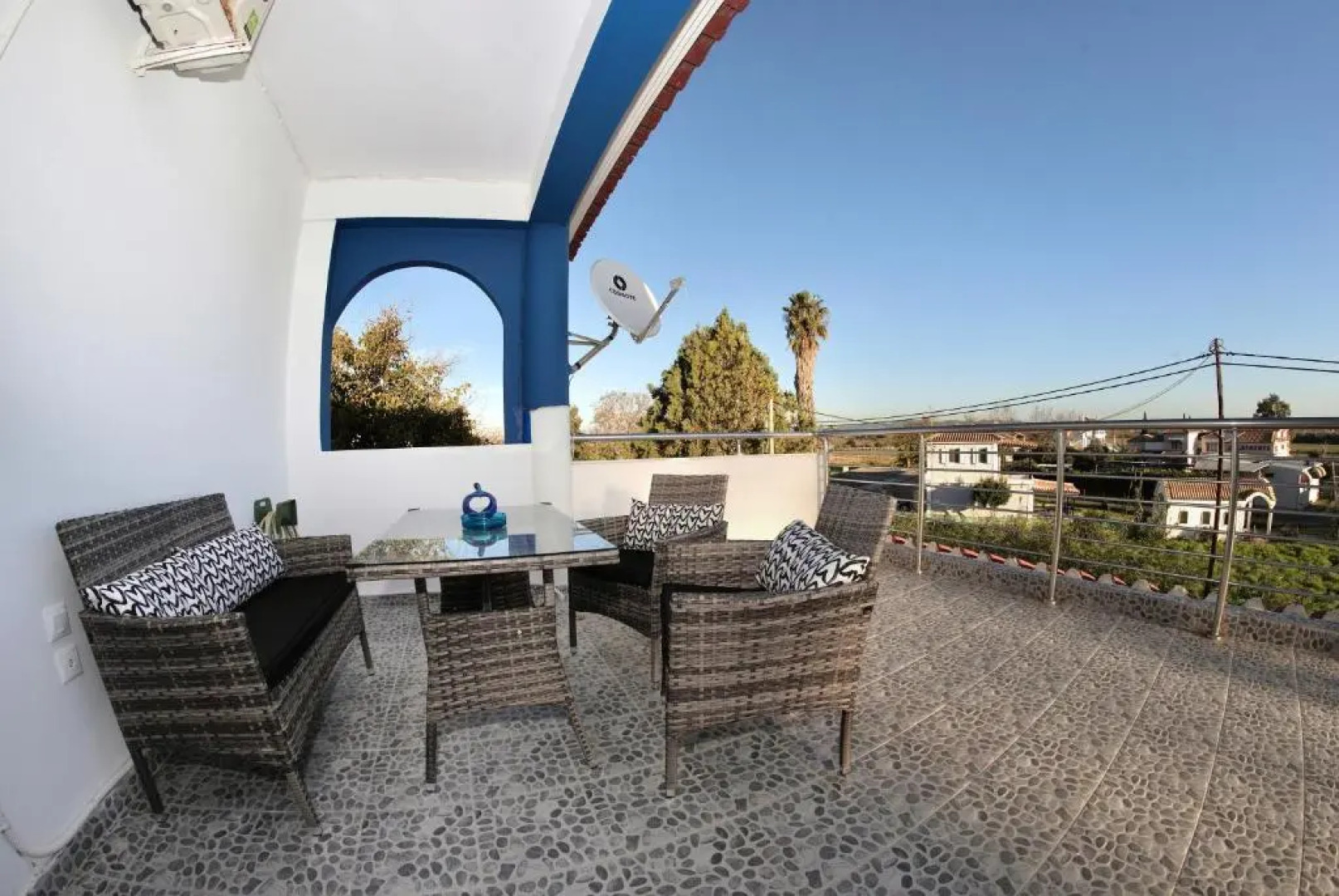 Ammos Luxury Apartments 3