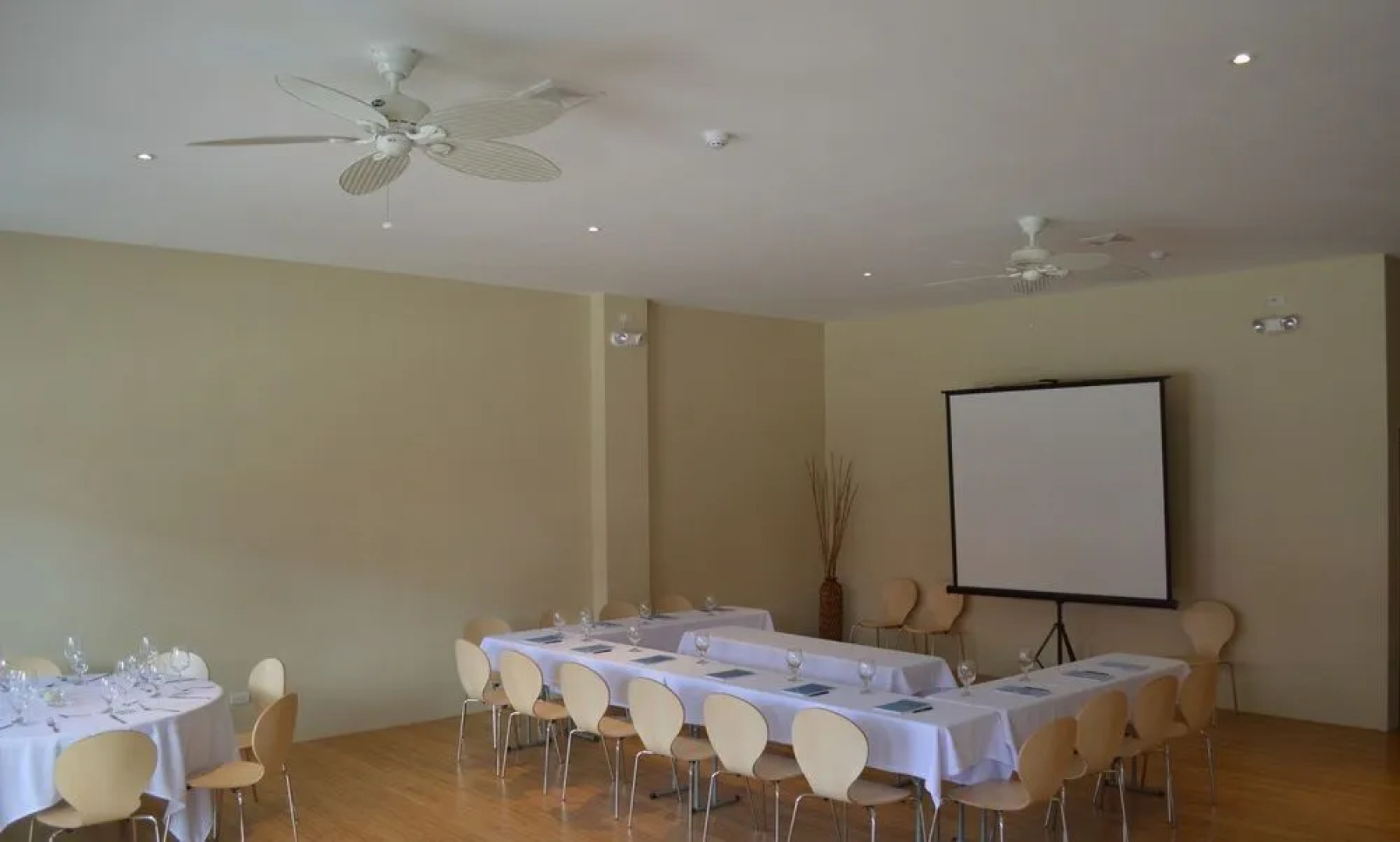 Kingsleys Hotel and Gastro Pub