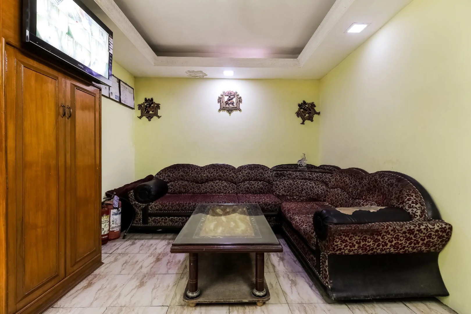 OYO 75752 Nstar Heritage