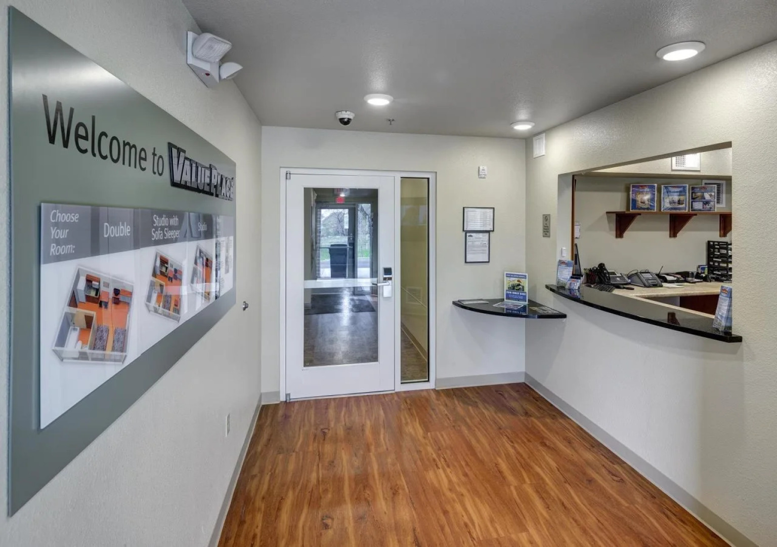 Extended Stay America Select Suites - Wichita - Airport