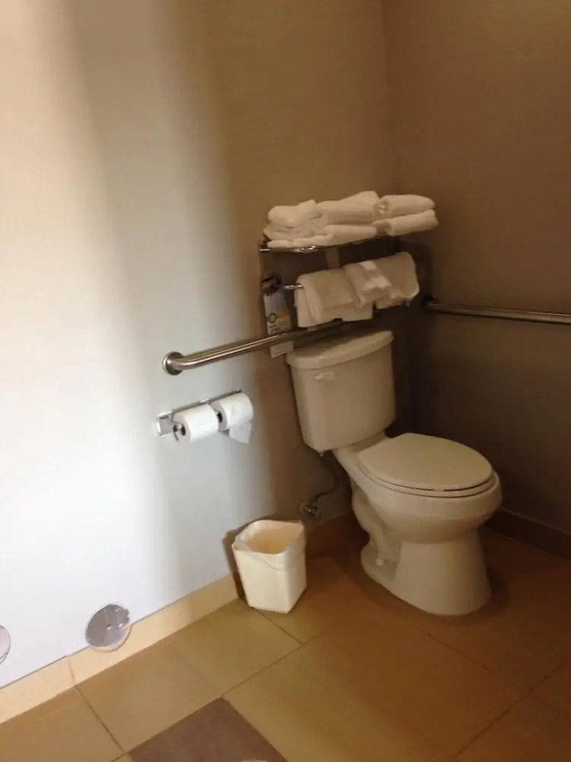 Quality Inn & Suites