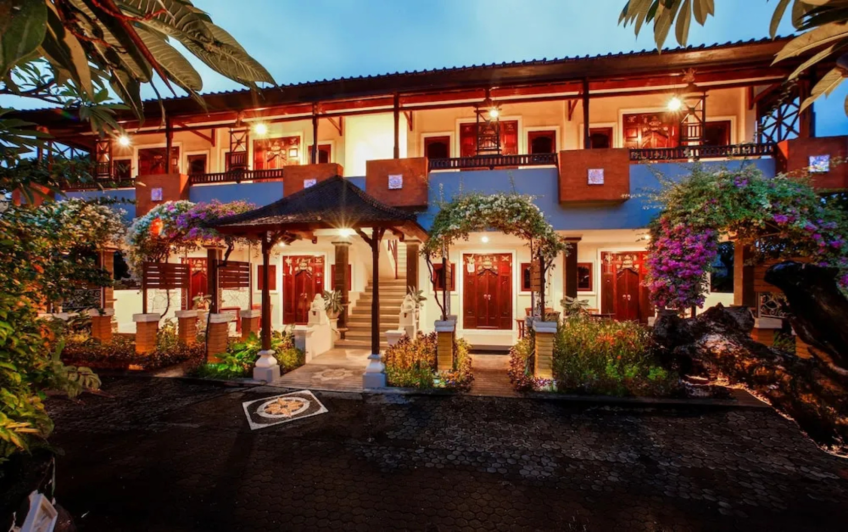 Bali Taman Lovina Resort and Spa Suites