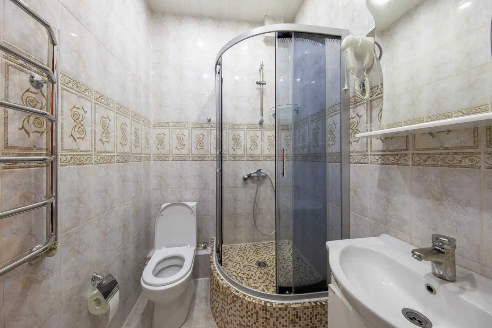 Каскад Хаус