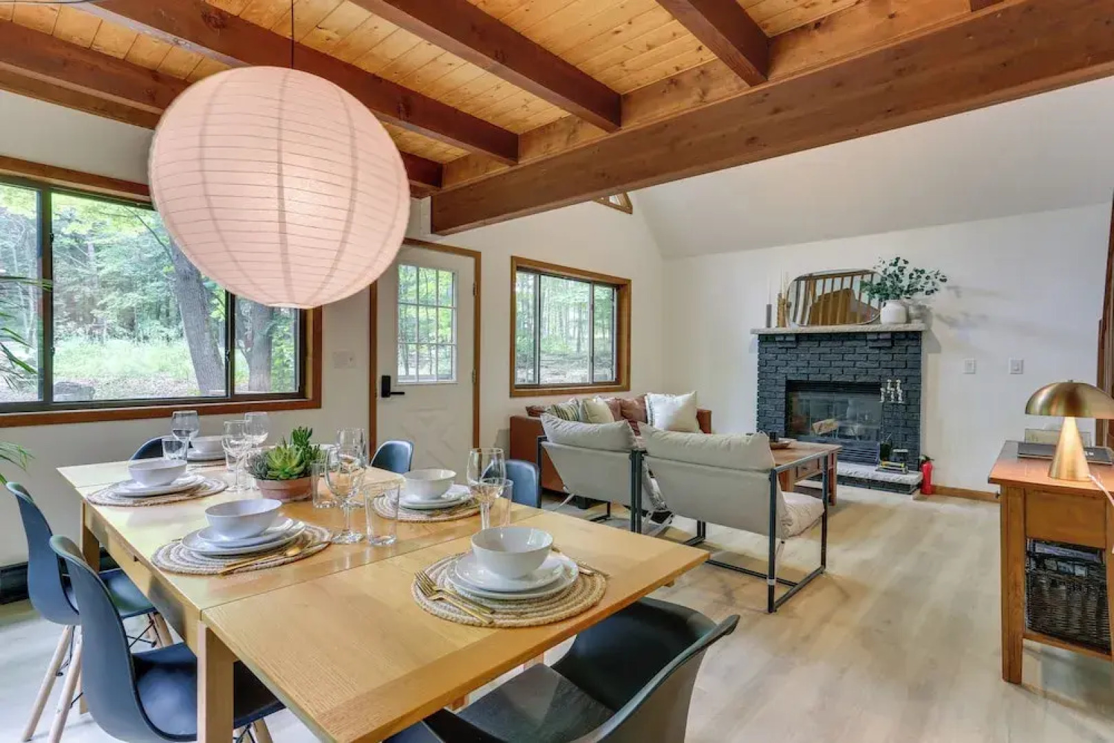 Screened Porch & Grill: Lake Ariel Vacation Rental