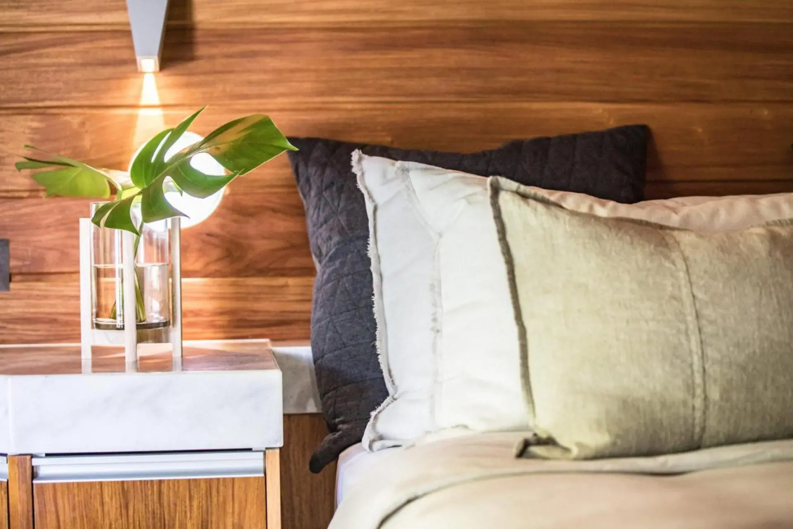 Alkira Award Winning Luxury Beachfront Rainforest Holiday House