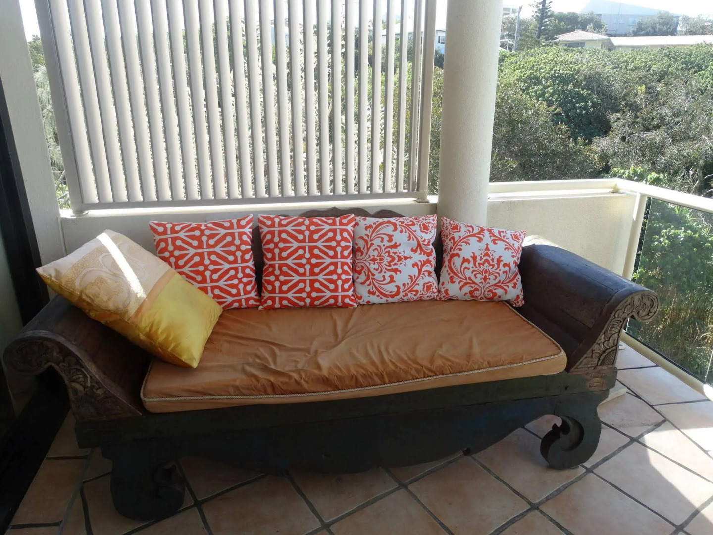 Costa Bella Apartments