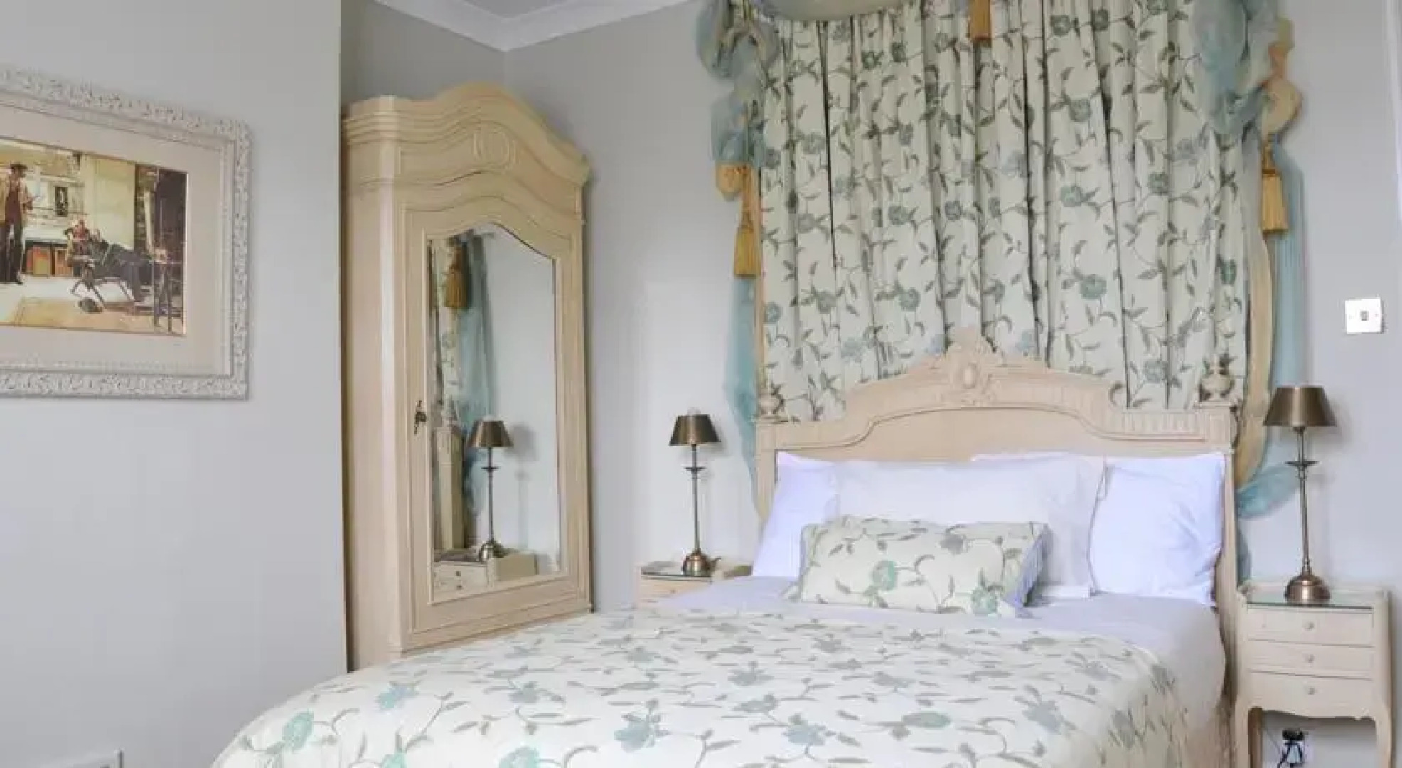 Wellington Lodge Luxury Bed And Breakfast