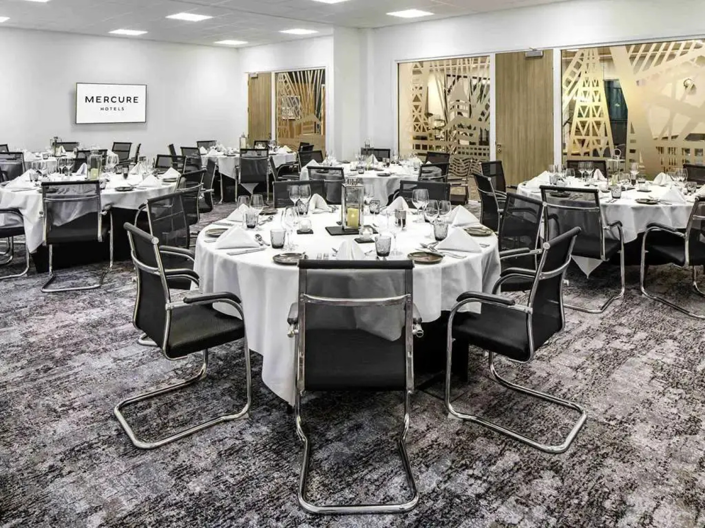 Mercure Newport Hotel