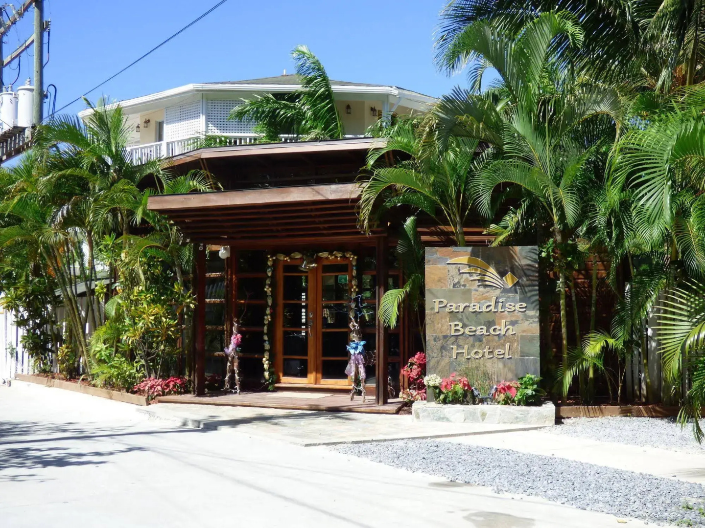 Paradise Beach Hotel & Resort
