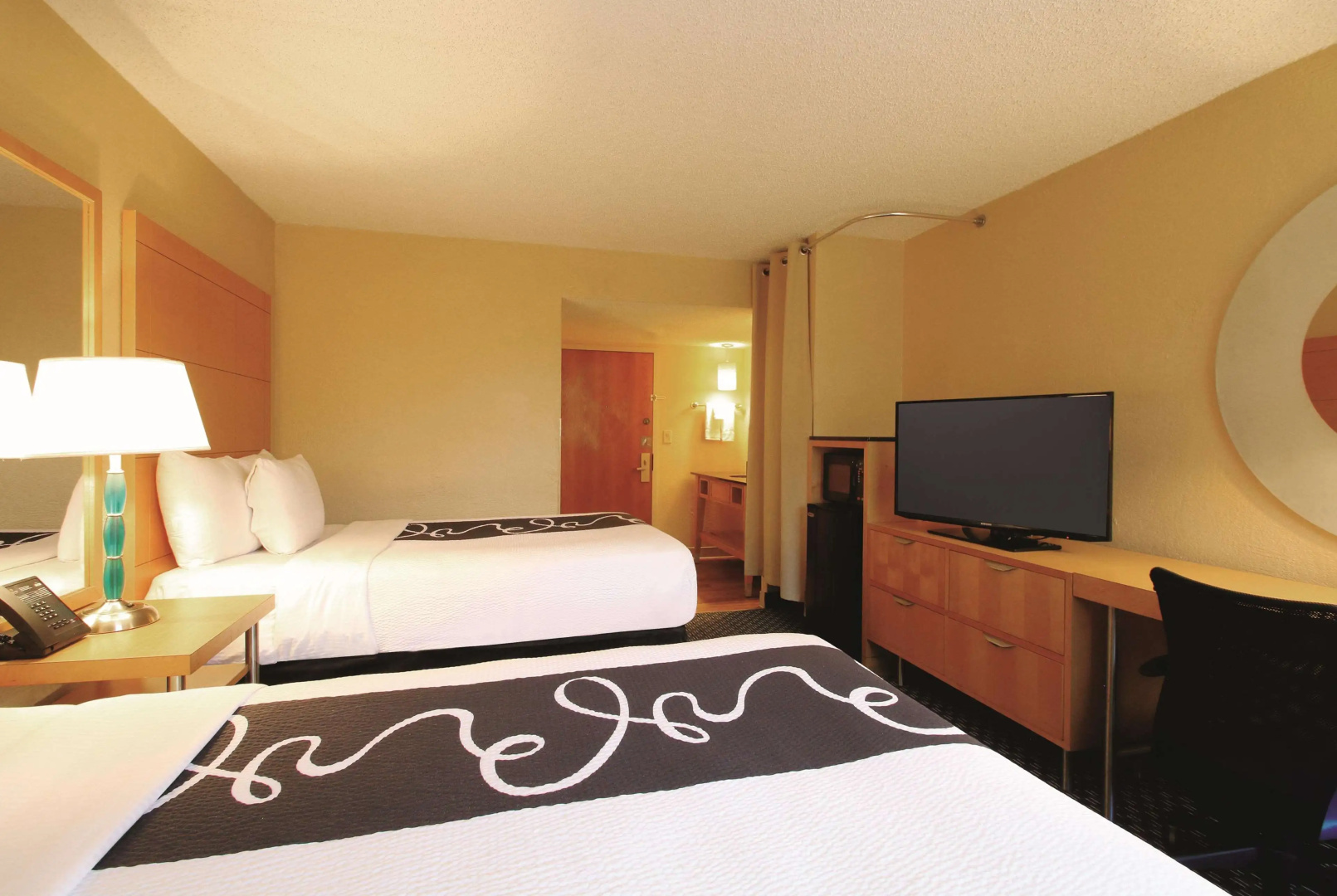 La Quinta Inn & Suites by Wyndham Deerfield Beach I-95