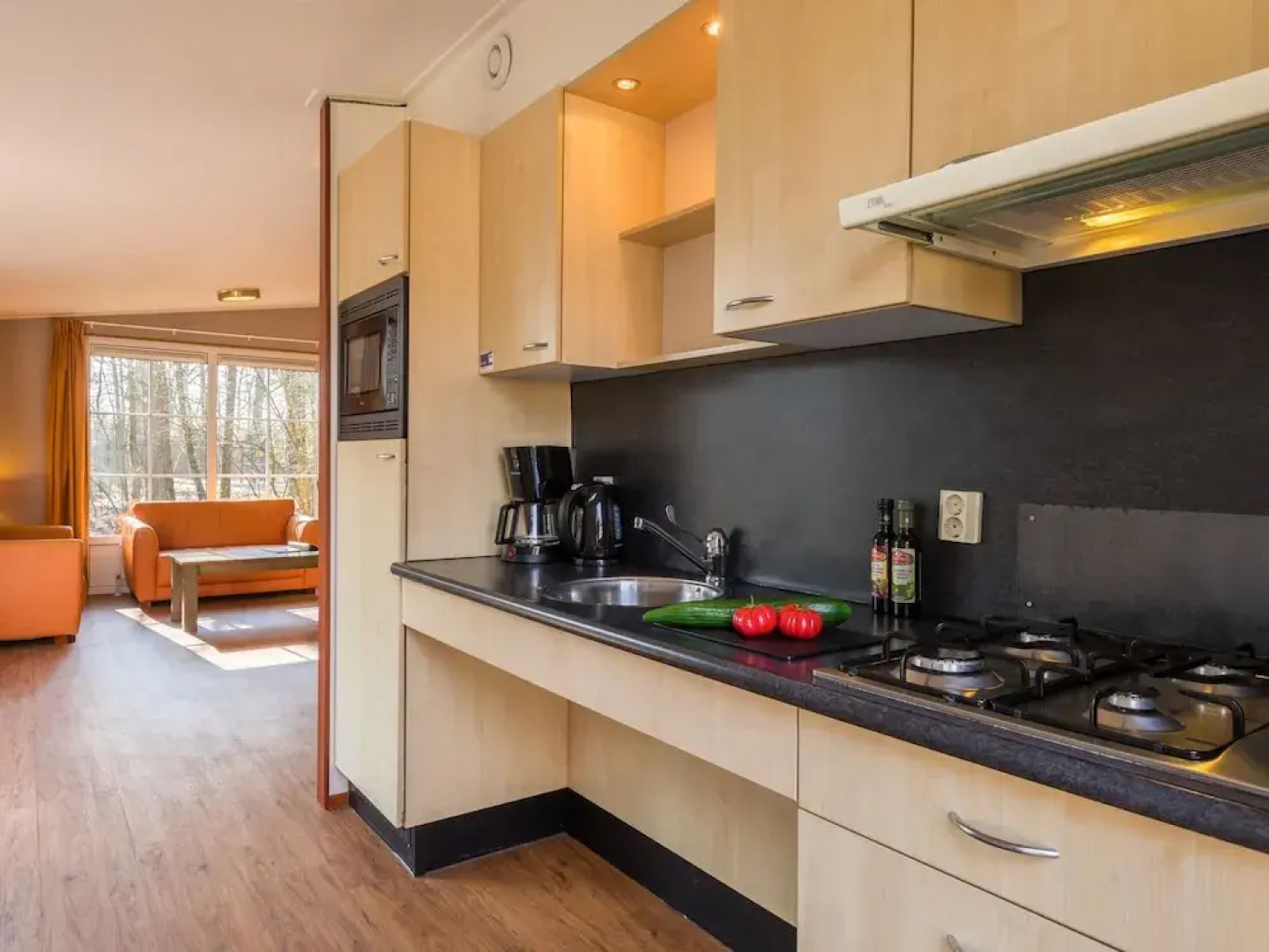 Tasteful Chalet With Combi-microwave, Next to a Nature Reserve