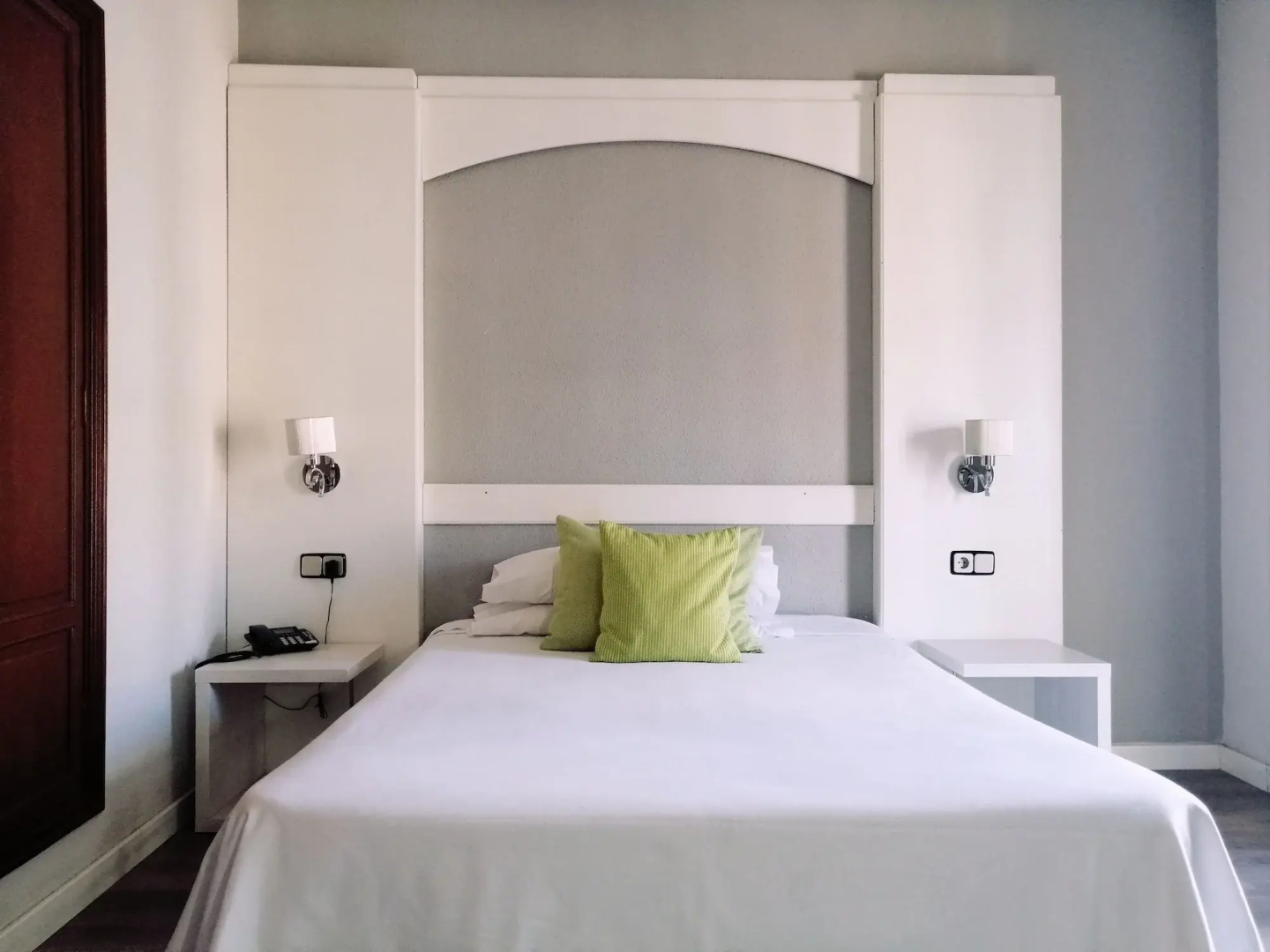 Hotel Mir Octavio