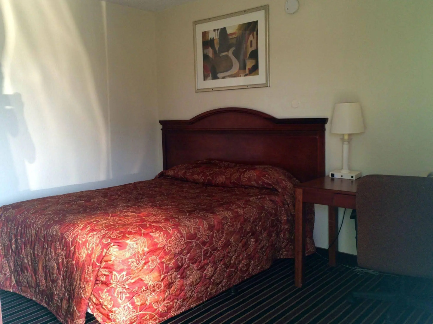 Red Carpet Inn - Opelika