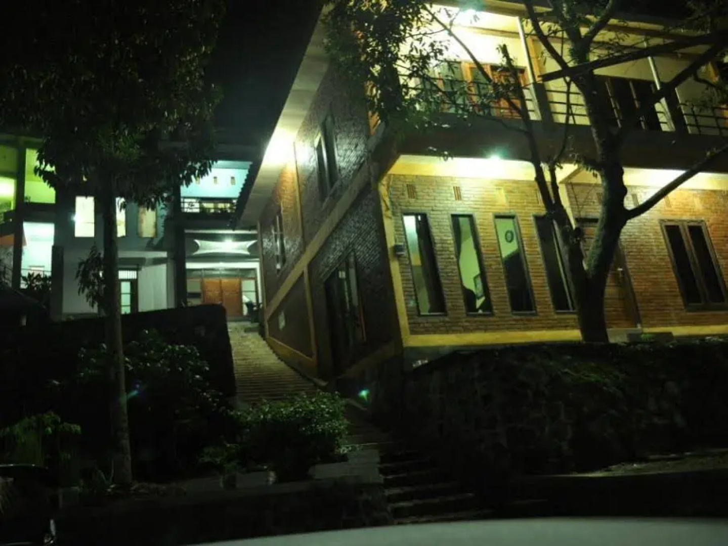 Villa Pacet Damar Sewu