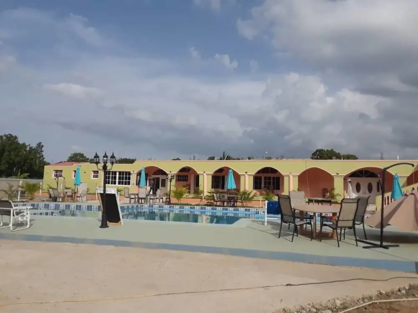 Extravaganza Resort Hotel
