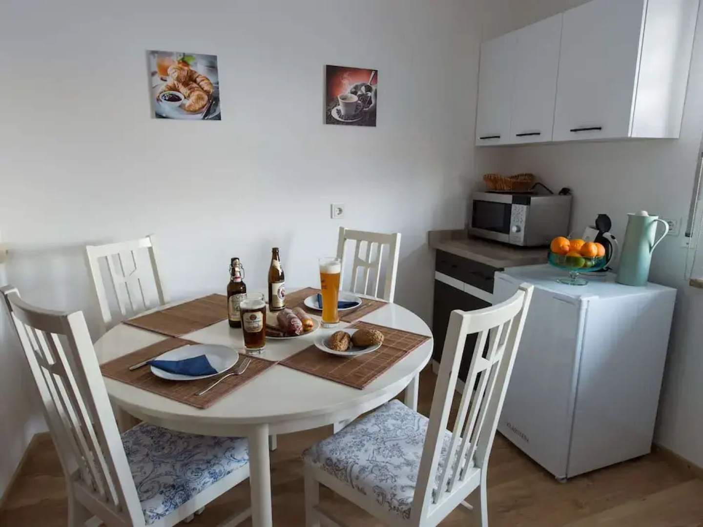 Ruhiges Apartment mit Sauna, Burggen