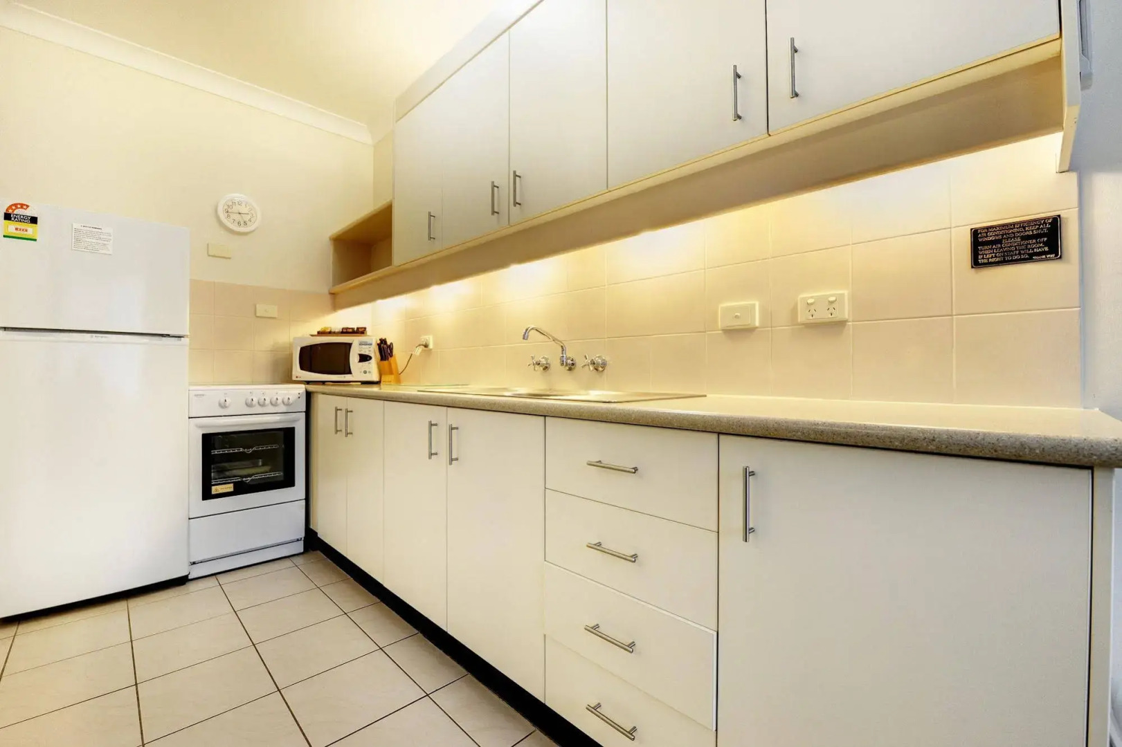 Smugglers on the Beach