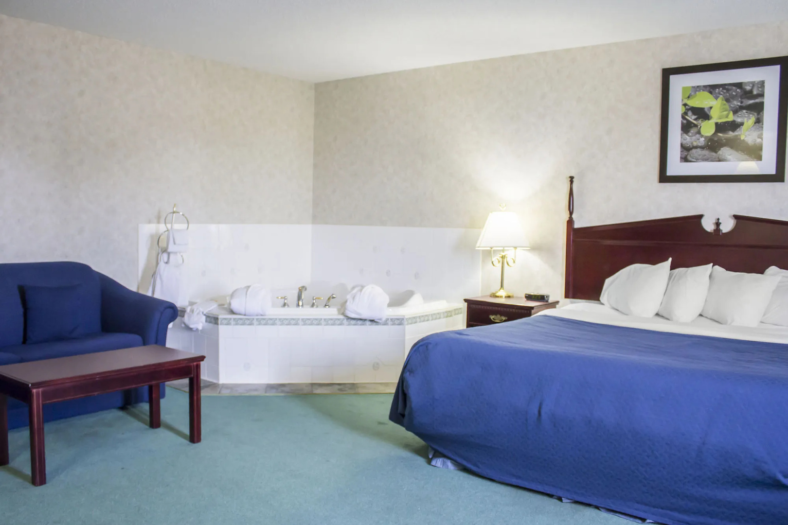 Ramada by Wyndham Nisku Edmonton Airport