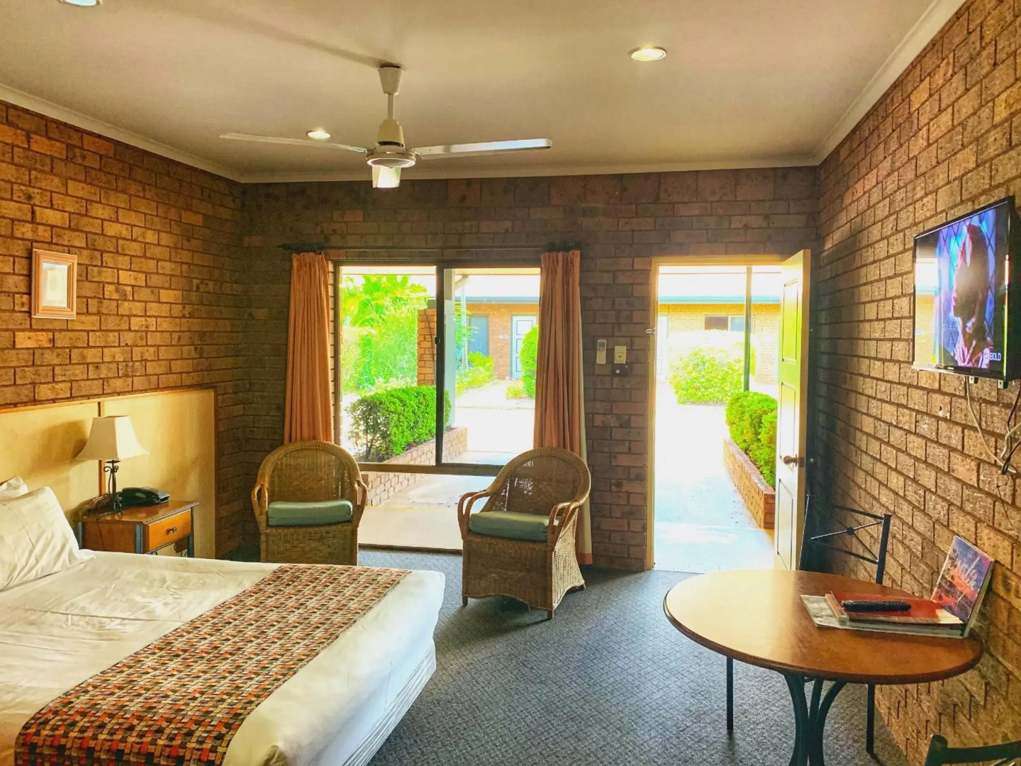 Knotts Crossing Resort