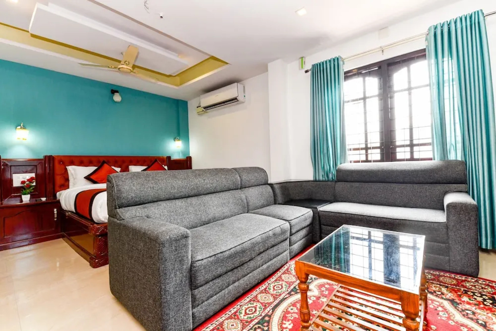 Oyo 28276 Harshavardhana Inn