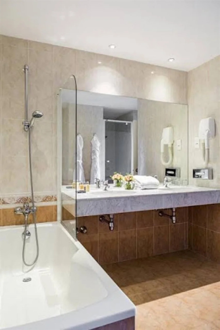 Anantara Plaza Nice Hotel