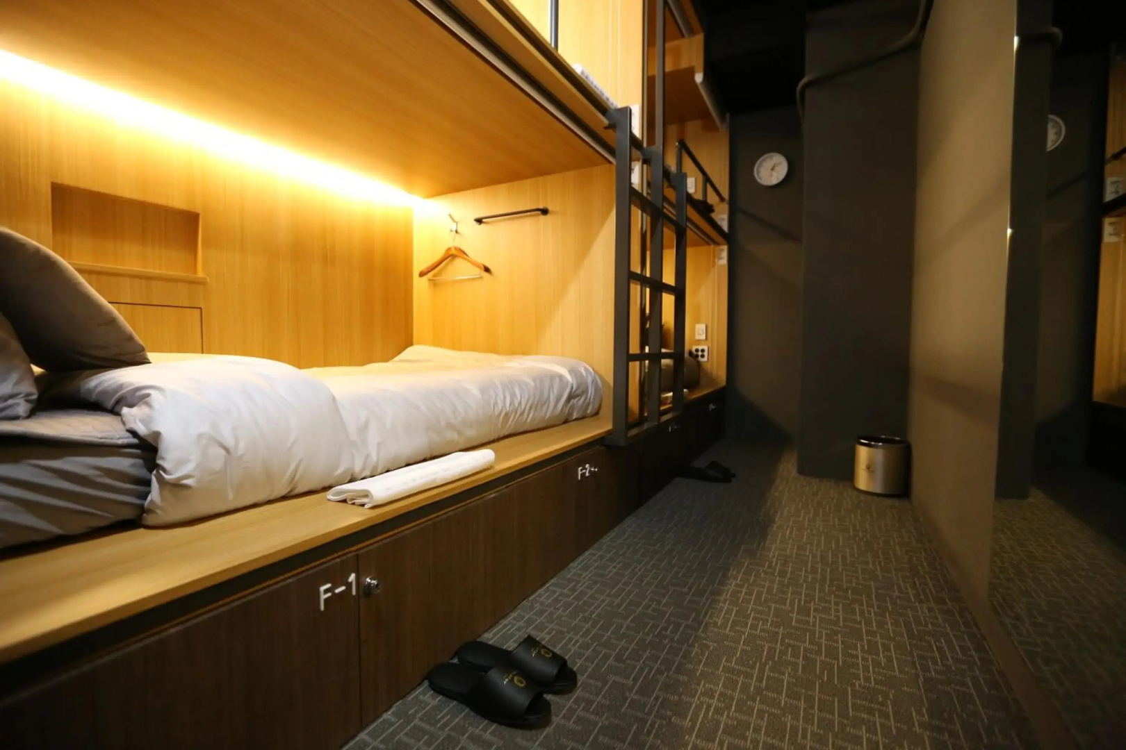 Хостел Philstay Myeongdong Boutique Female