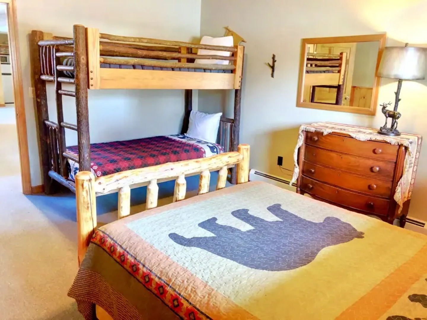 Moose Lodge and Cabins by Bretton Woods Vacations