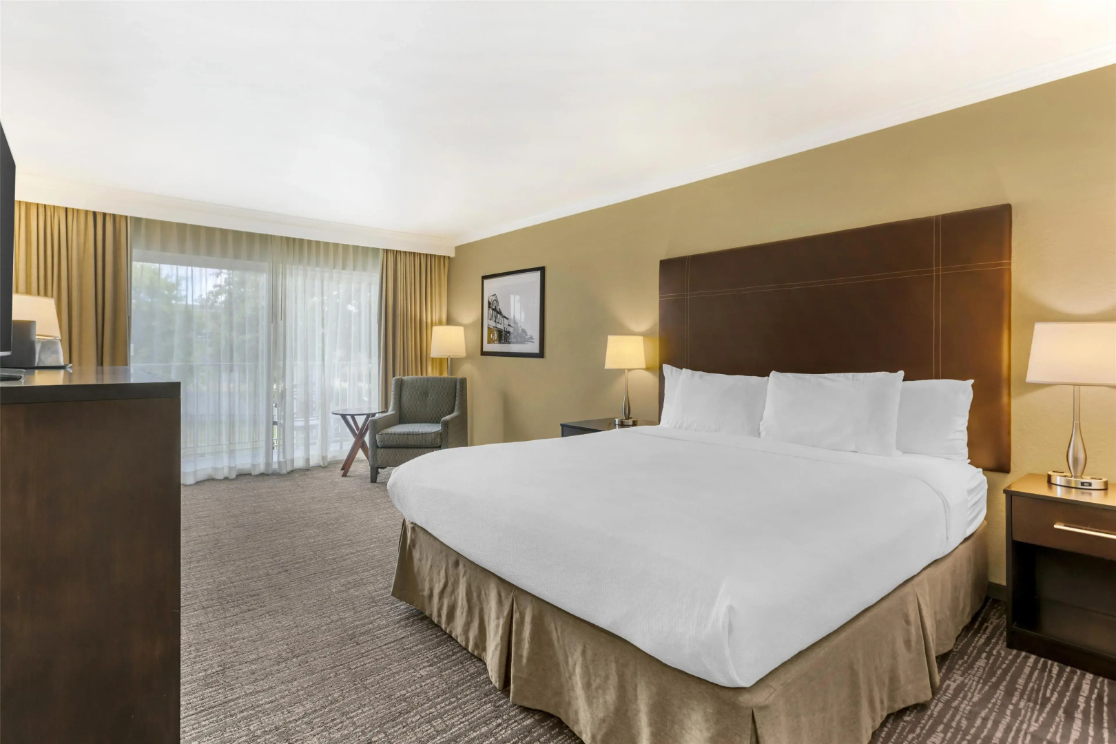 Best Western Plus Garden Court Inn