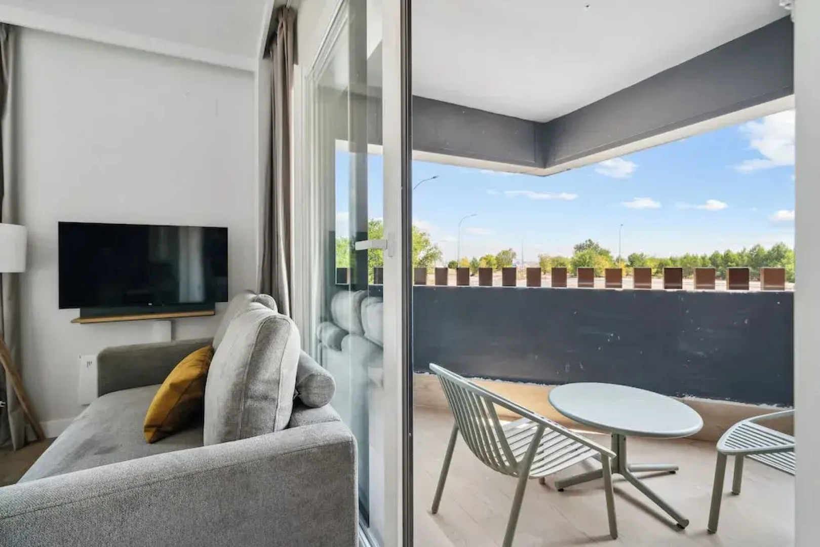 Отель Truliving Vallecas by Habyt