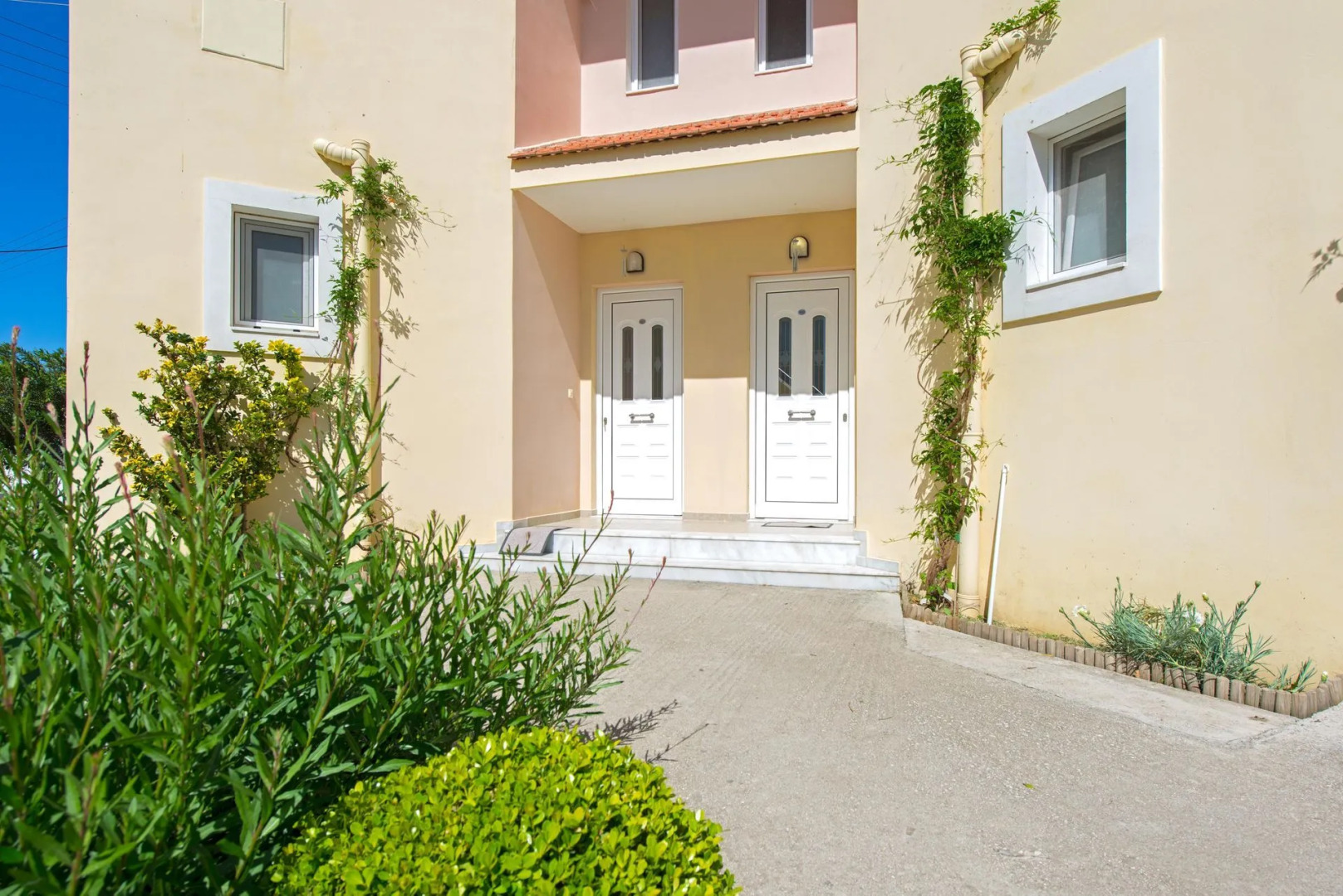 Hidden garden Rhodes Apartments