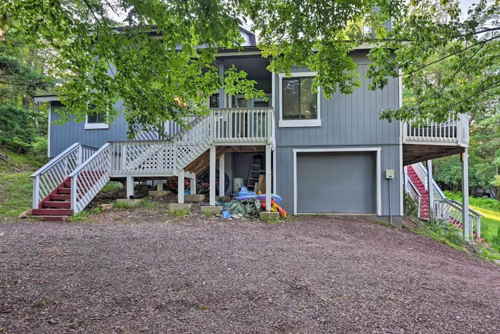 Hot Tub & Fire Pit: Waterfront Lake Harmony Home