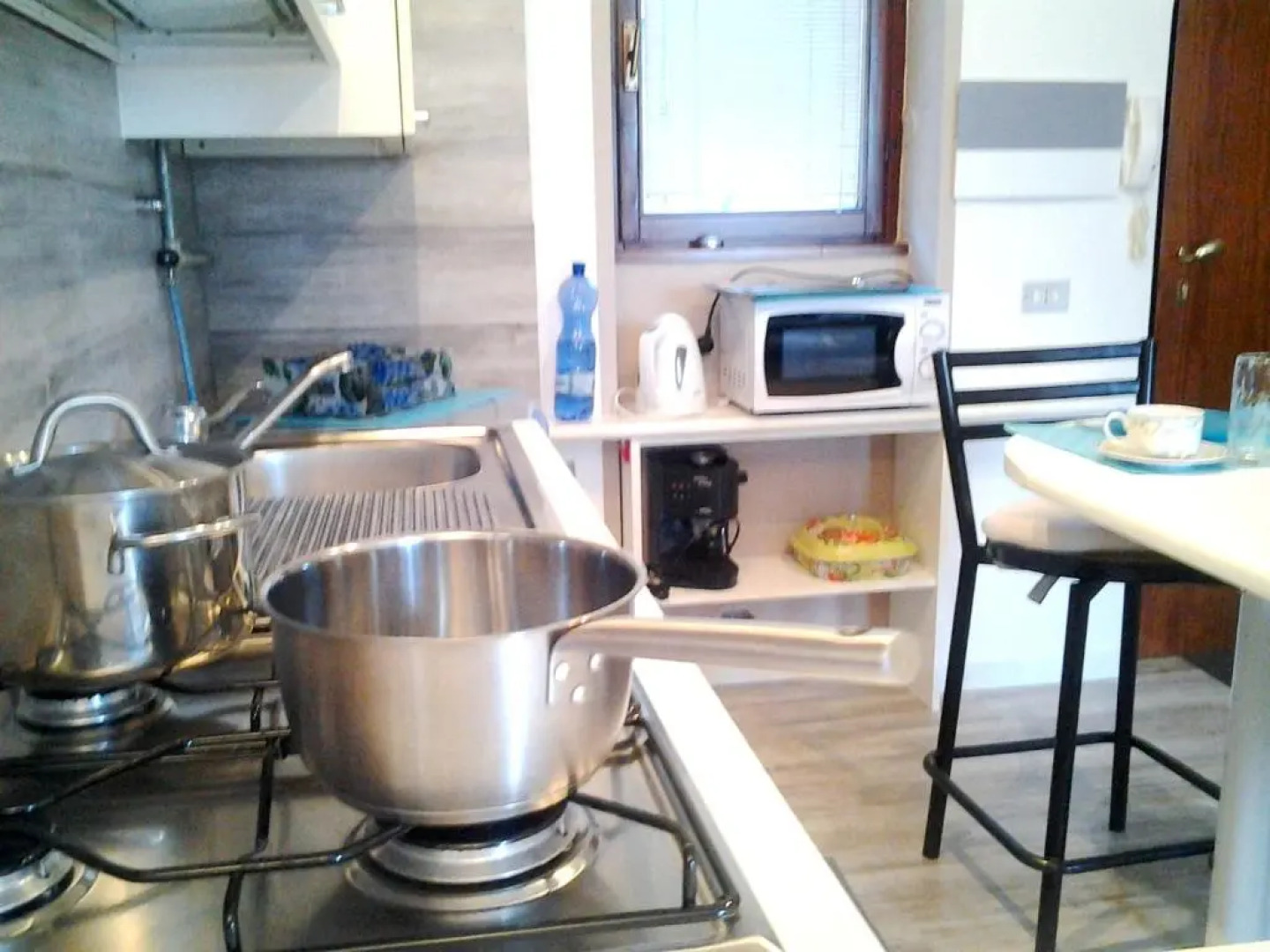 One bedroom appartement with lake view shared pool and enclosed garden at Menaggio