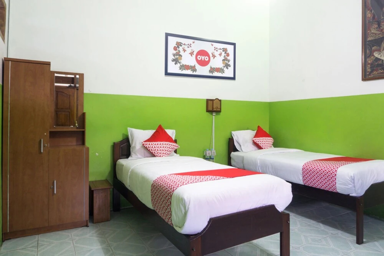 Srikandi Hotel by OYO Rooms