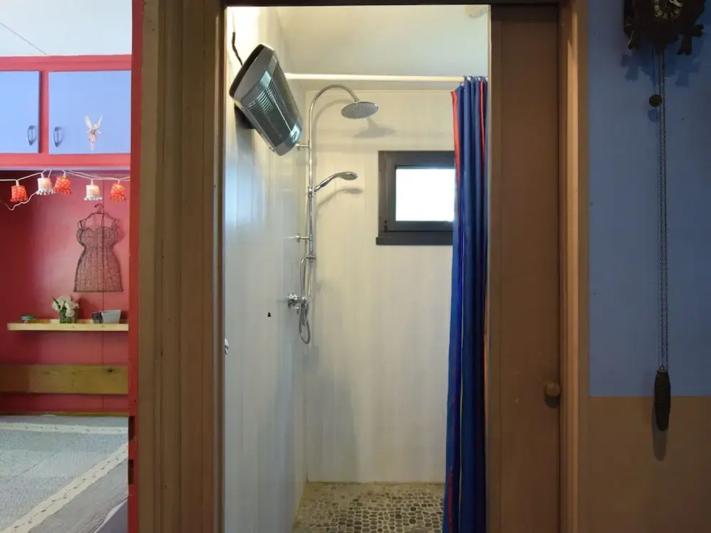 Lively Holiday Home With Garden, Barbecue, Garden Furniture