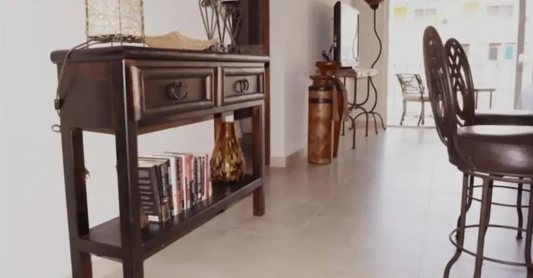 Romantic Zone V177 Studio