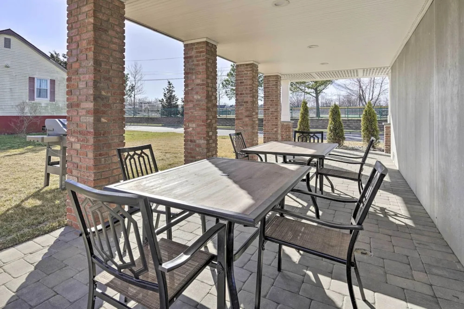 Long Branch Home < 1 Mi to Beach!