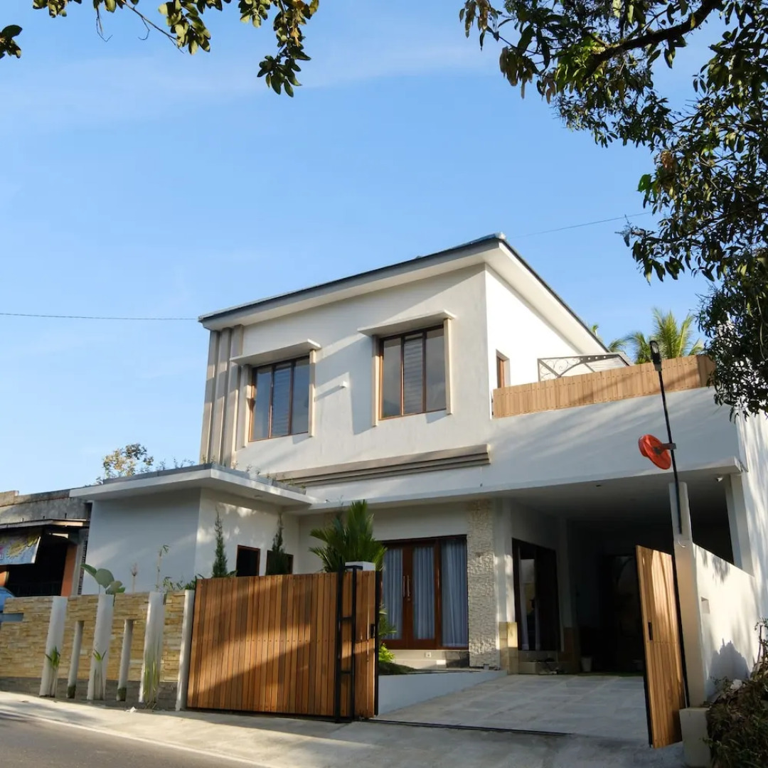 Pandhega 2 House