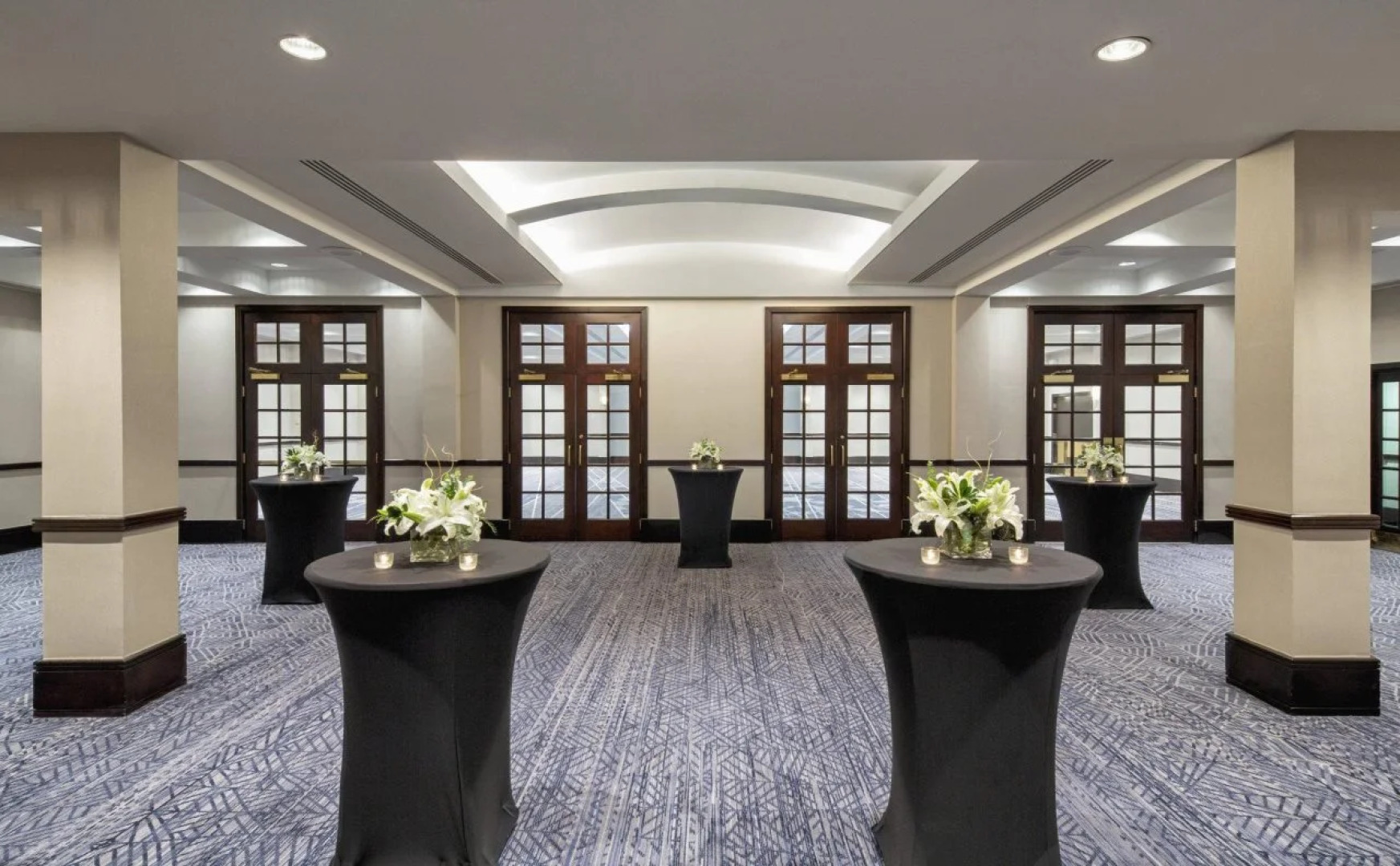 Sheraton Norfolk Waterside Hotel