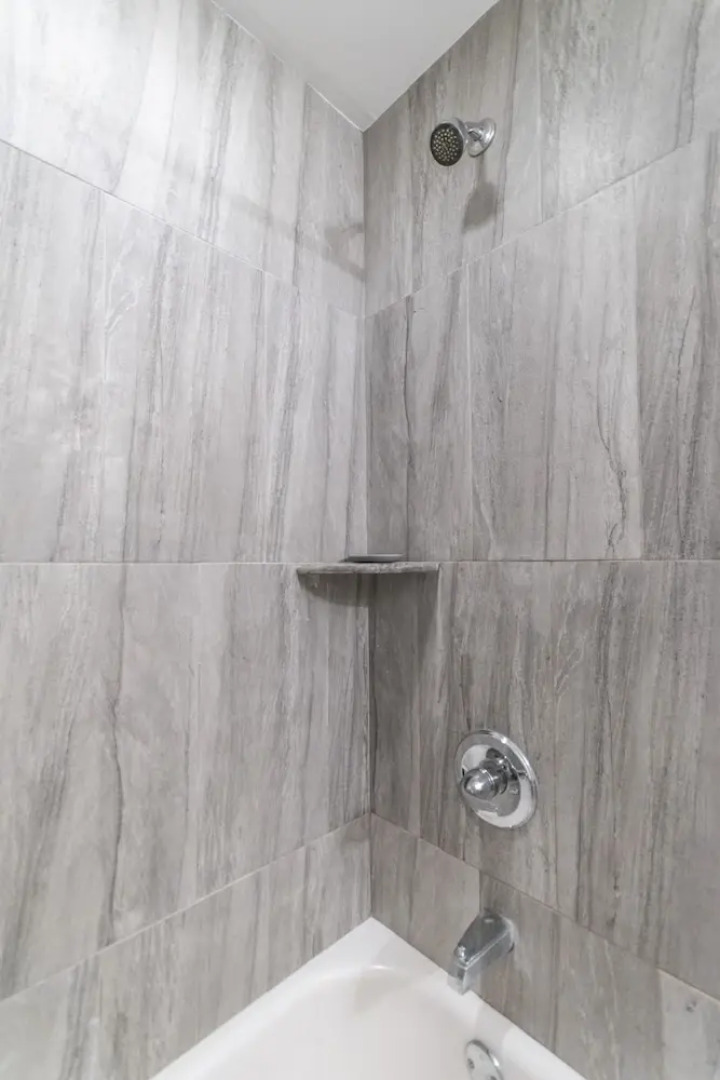 Majestic Nolibs Retreat - Roof Deck and Balcony