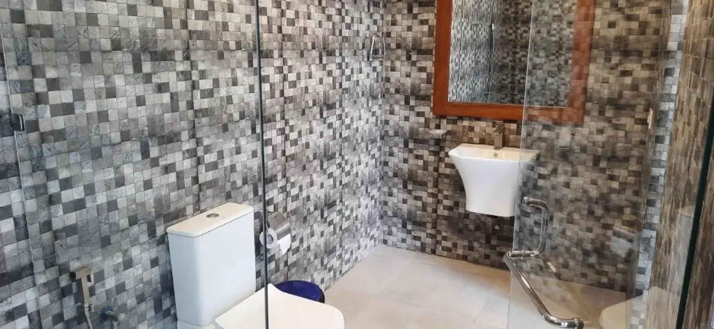 OYO 445 Nirmala Villa